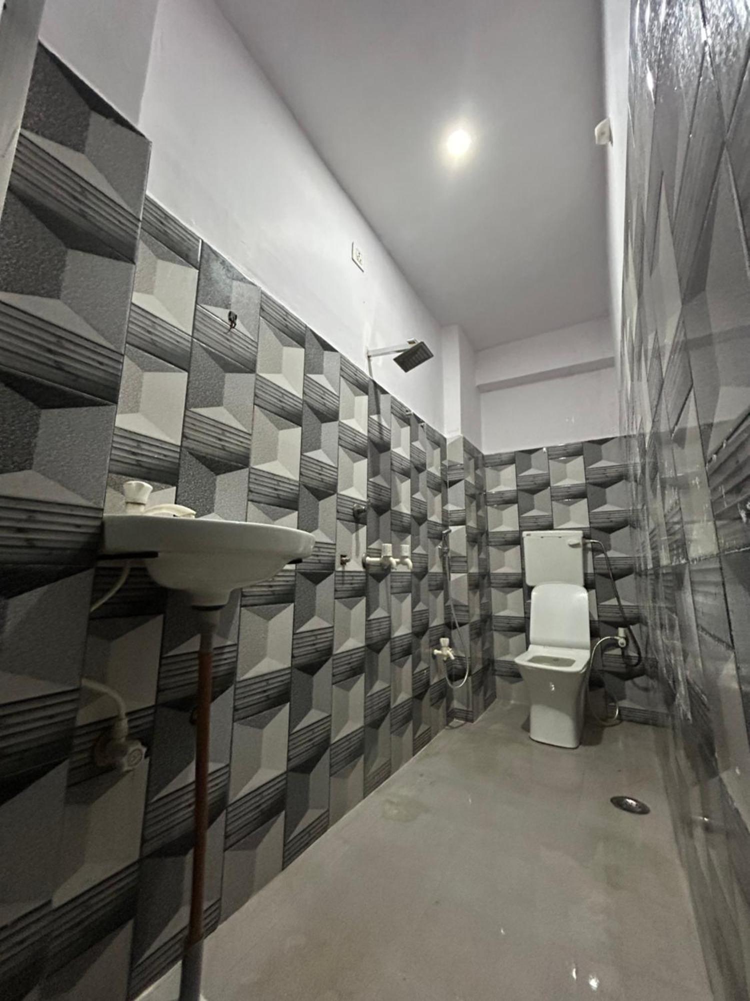 Vishwanath Residency Villa Allāhābād Junction Eksteriør bilde
